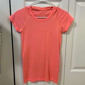 Lululemon Swiftly Tech 2.0 Short Sleeve Shirt Size 6. Coral Pink